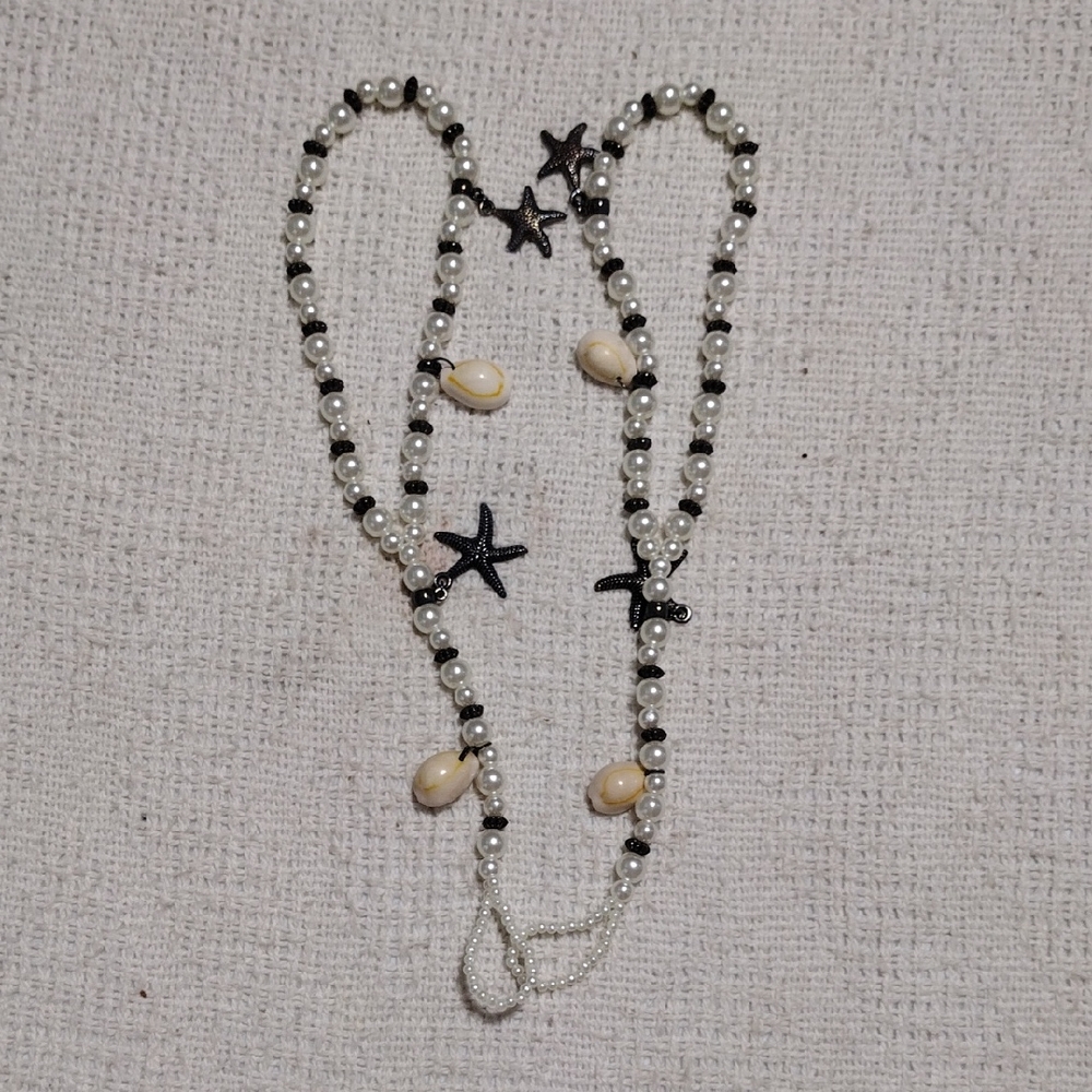NIB Black And White Starfish And Shell Barefoot Sandals